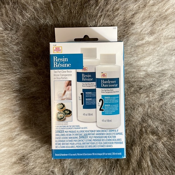 NIB Mod Podge Clear High Gloss Art Resin and Hardener, 4oz Bottles, 8oz Total - Picture 2 of 9